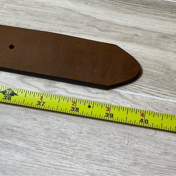 NWT TONY LAMA / Men's Brown Leather Belt with Silver Buckle Size 34 - Picture 7 of 7